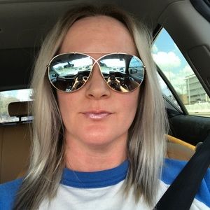 Meet your Posher, Kami